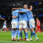 Il City rimonta con Alvarez, Bar&ccedil;a esagerato. Colpo Porto, Feyenoord ok