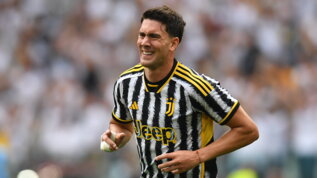 La Juve si riposa e tiene in caldo un super-Vlahovic. Alex Sandro finisce ai box