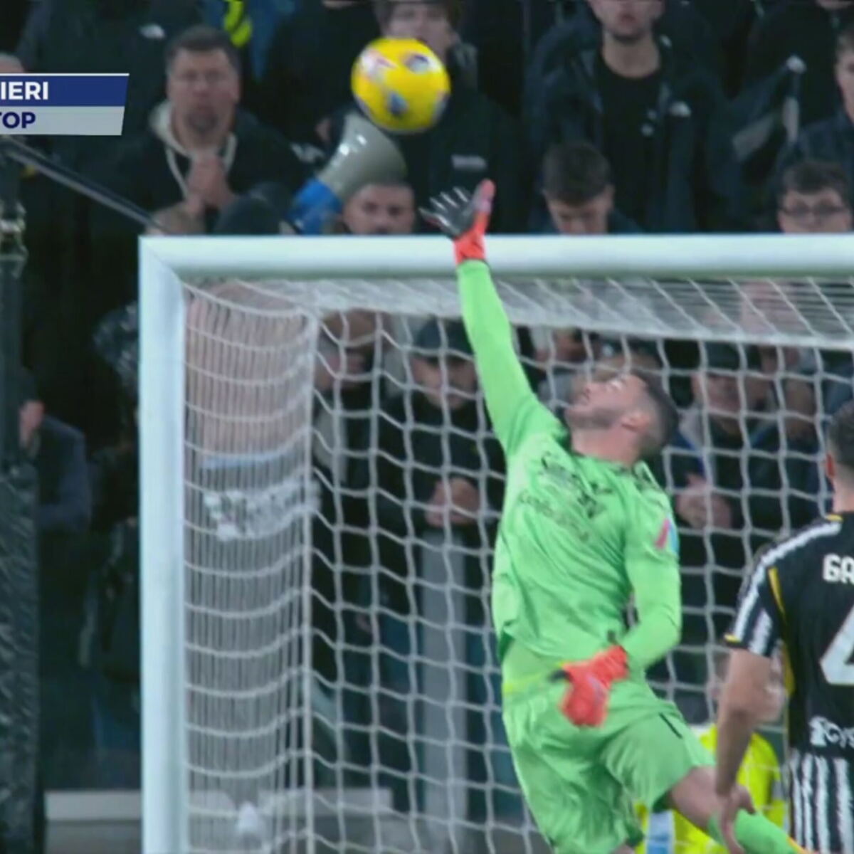 E' Ochoa il miglior portiere della settimana