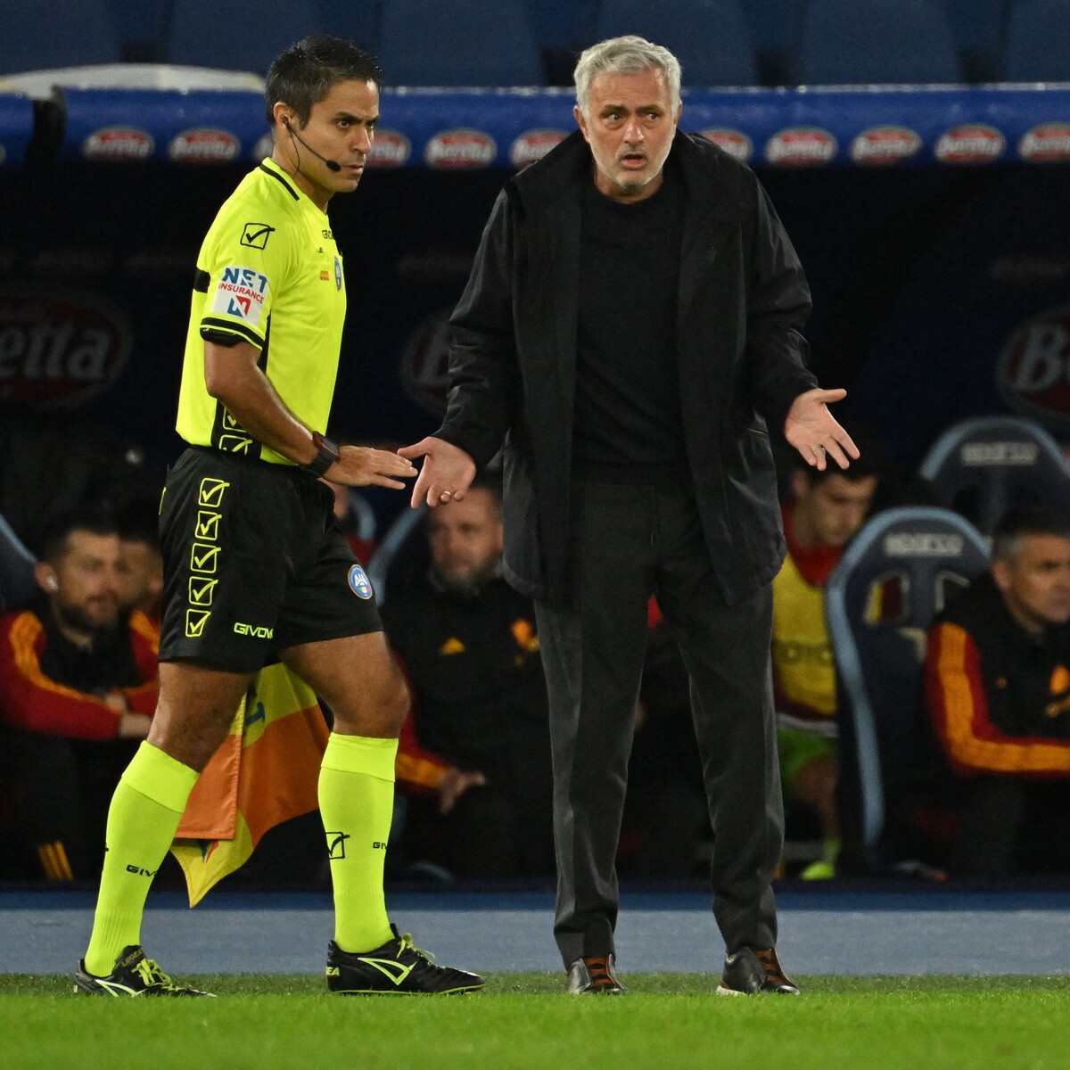 Mourinho: “Un pareggino, meglio di una sconfitta. Sarri? Ci voglaimo bene”