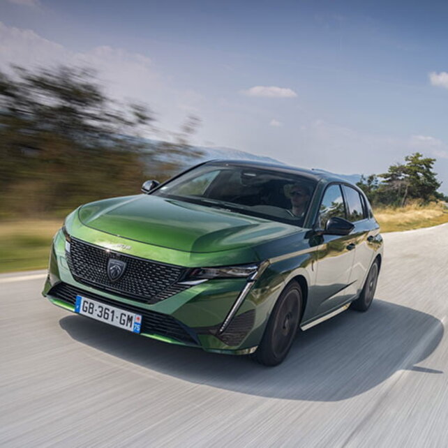 Nuova PEUGEOT 308, stile e tecnologia nel segno dell&#39;efficienza