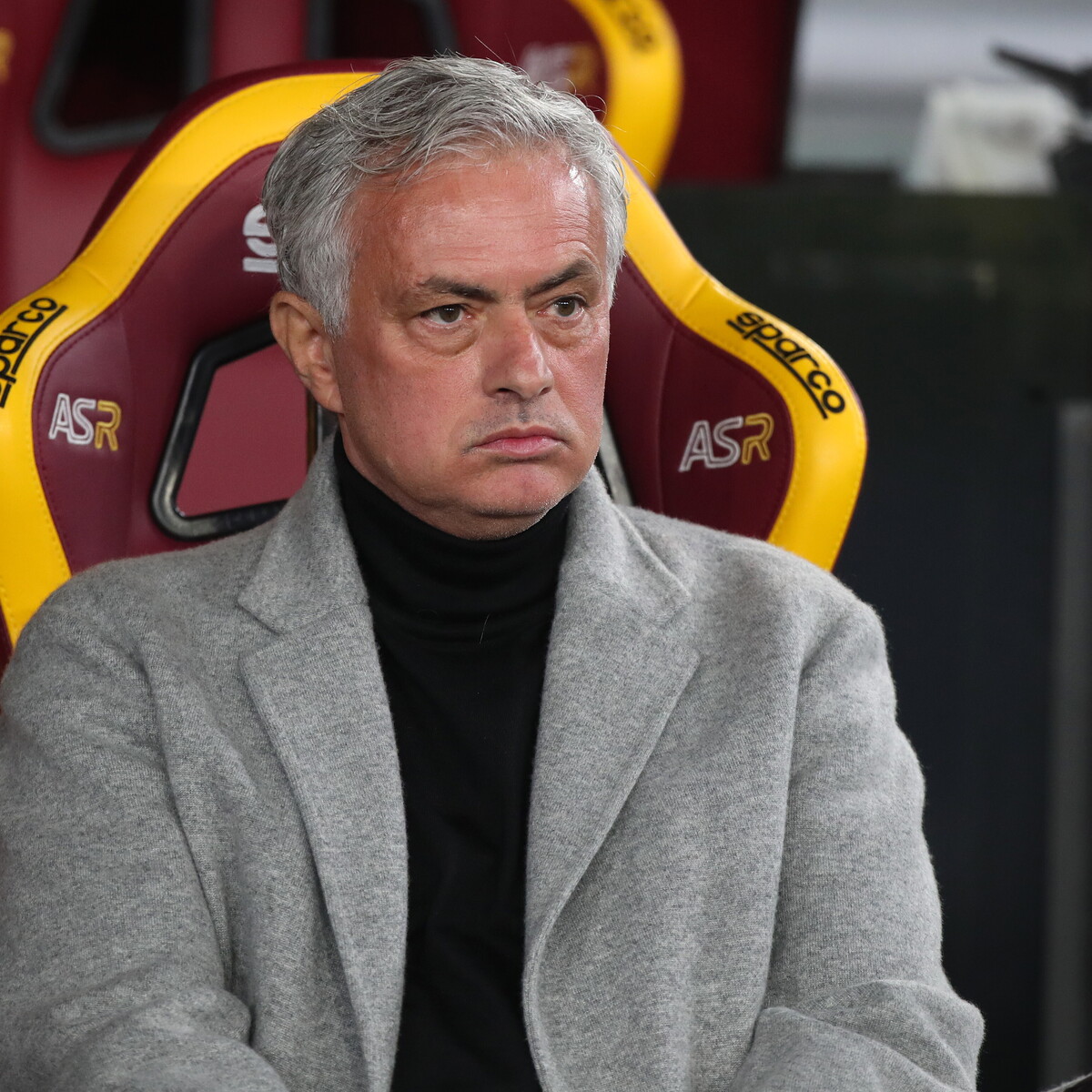Mourinho: “Uniti andiamo avanti. Derby? Non so come ci arriviamo”