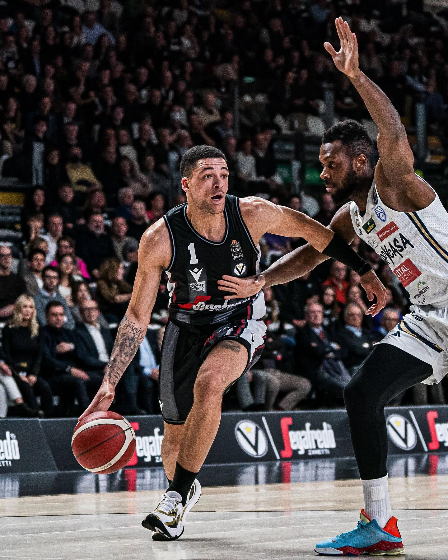 Basket, Serie A Virtus BolognaBrindisi 10376