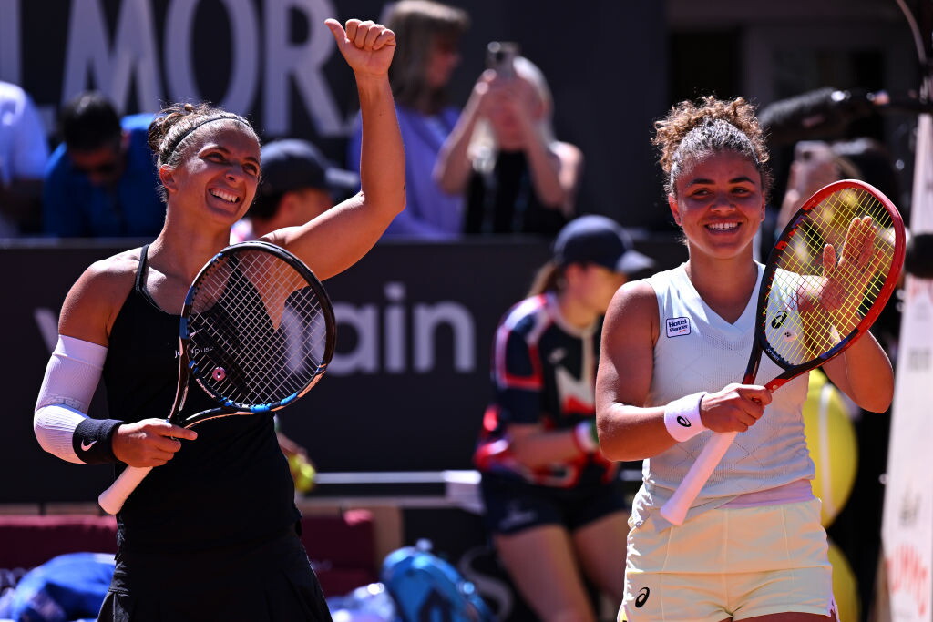 Tennis, Wta Roma Errani e Paolini leggendarie, vincono la finale del