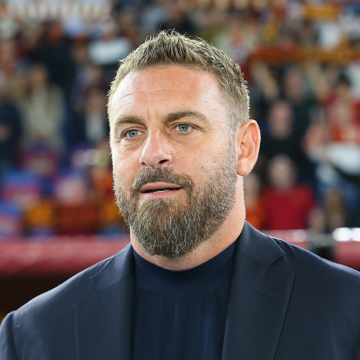 De Rossi: “Lavoro per riportare la Roma dove merita. Futuro Dybala? Sto zitto”