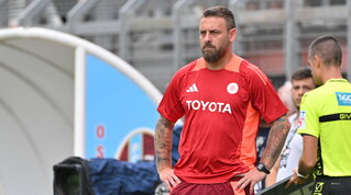 De Rossi: “Dybala convocato. Non so se resta ma nessuno è più importante del club”