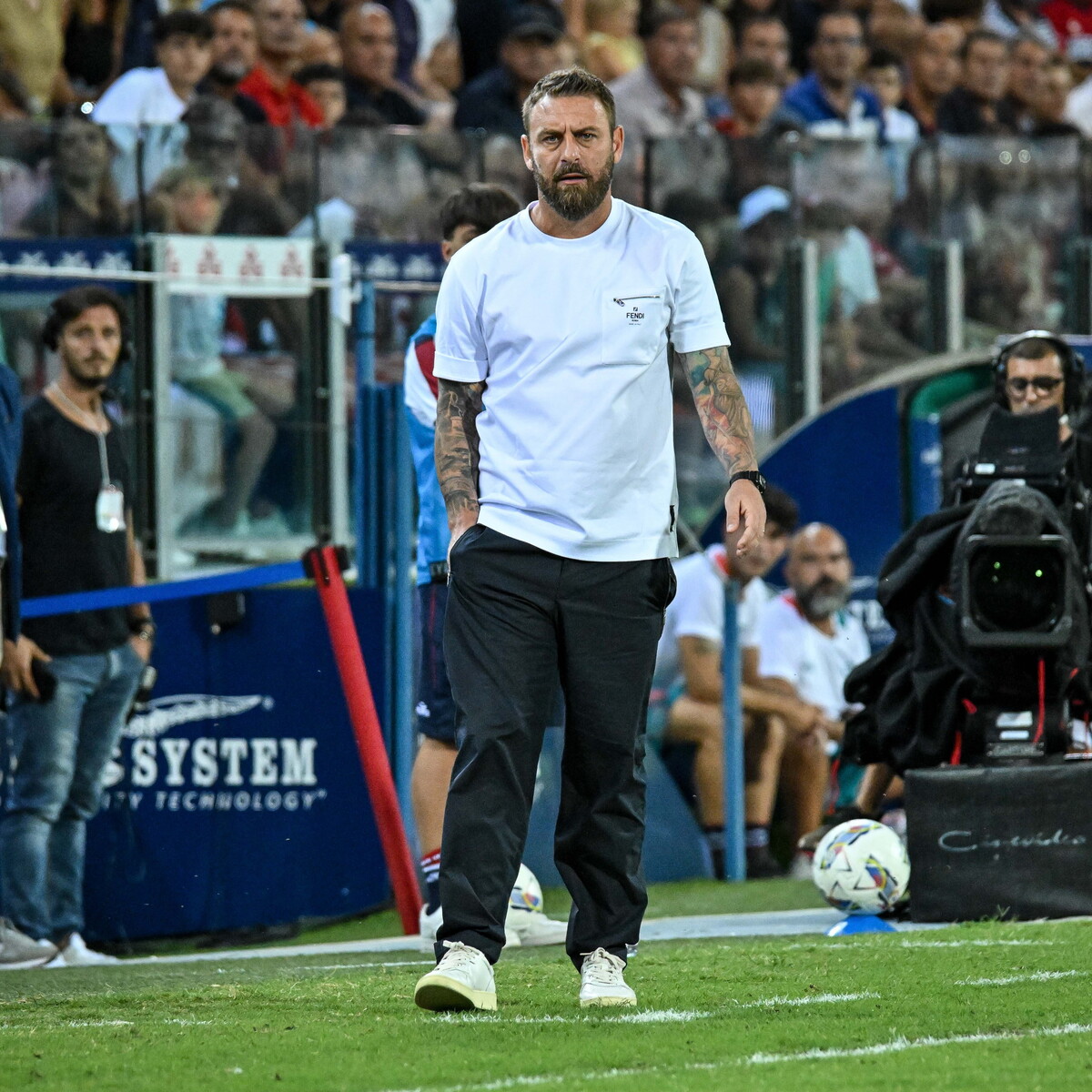 De Rossi: “Soulé mi è piaciuto, Dovbyk farà molti gol. Dybala? Se andrà via…”