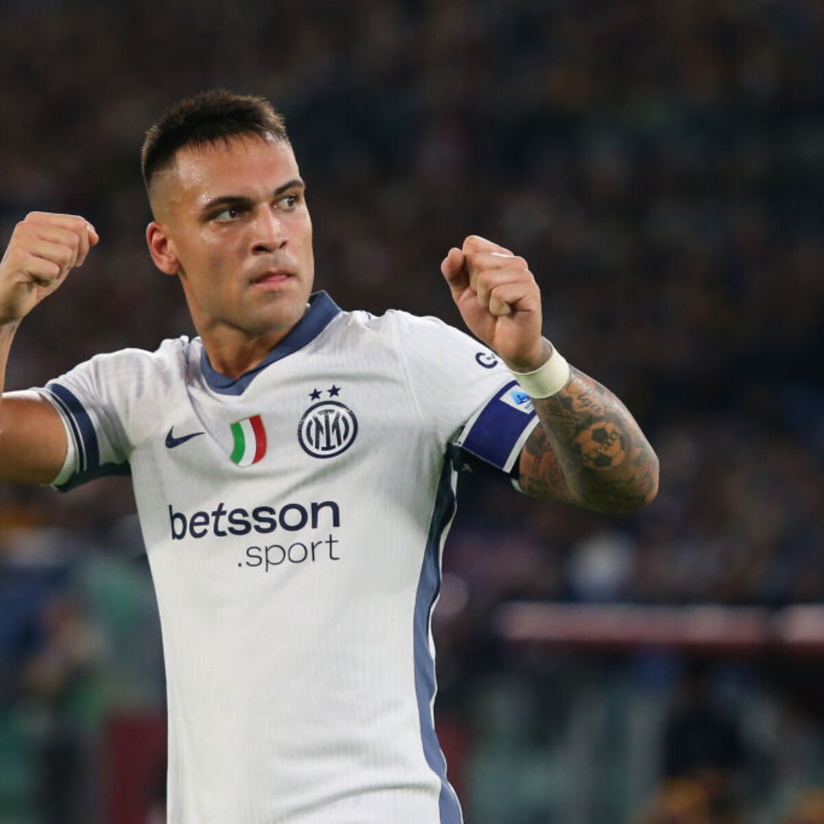 L’Inter risponde presente e resta in scia al Napoli. Contro la Roma Lautaro torna decisivo: 1-0