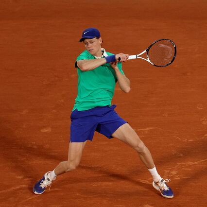 Roland Garros, Sinner schianta anche Bublik e vola in semifinale: ora Zverev o Djokovic