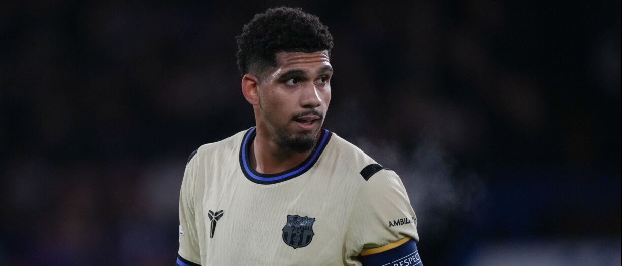 Barça, Laporta sulla pausa di Araujo: "Dobbiamo stargli vicino"