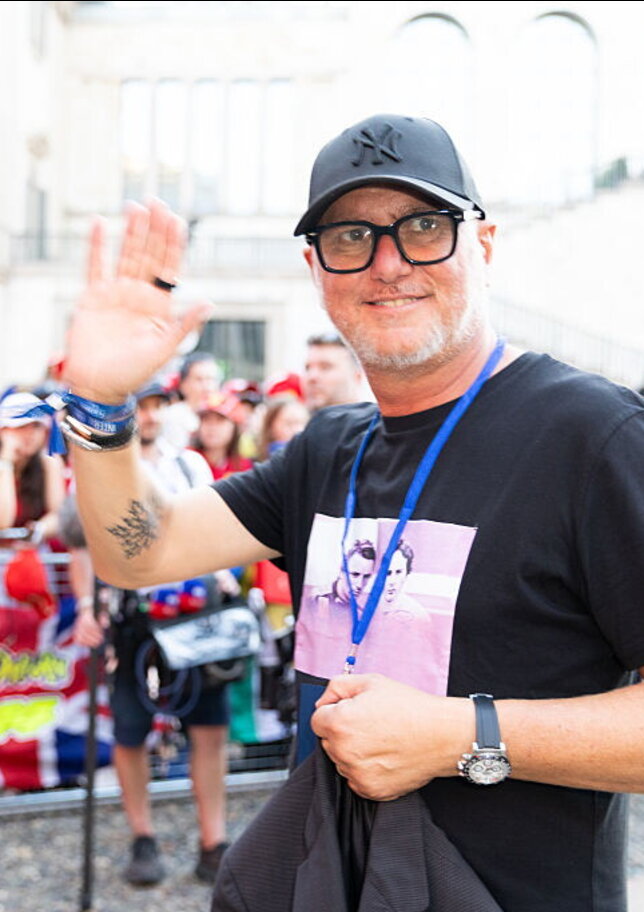 Vanzini, annuncio shock: "Ho un tumore al pancreas, ho già perso mia sorella così"