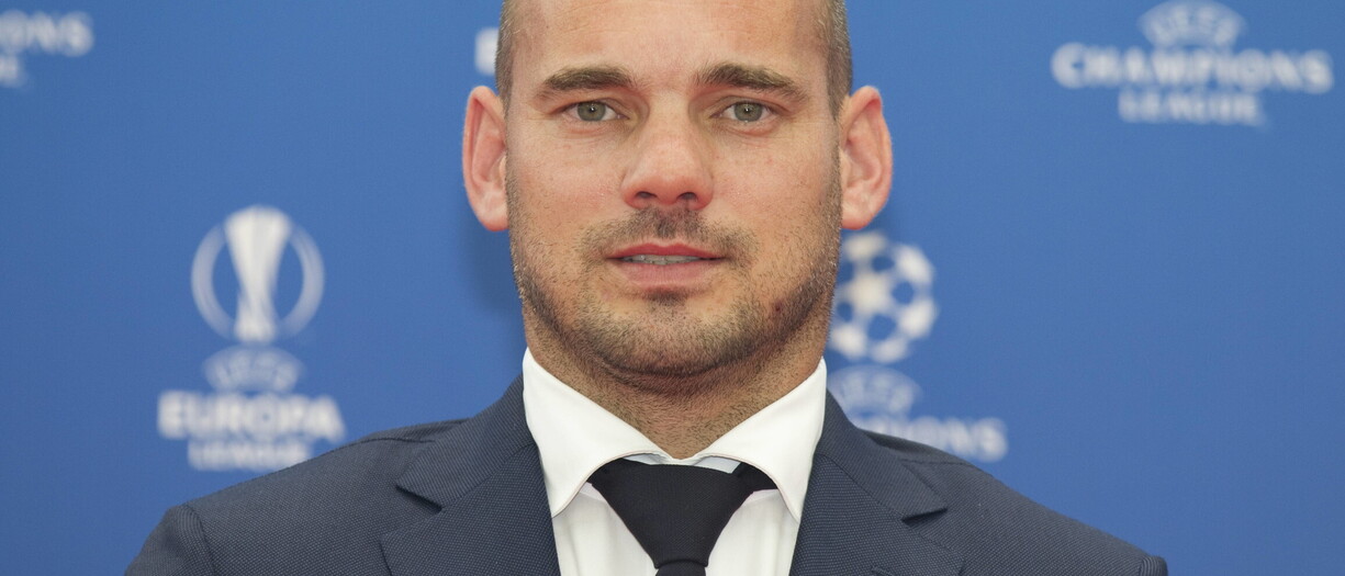 Sneijder show in tv: "Avrei voluto chiamare la Uefa per annullare la partita tra Arsenal e Atletico, tutti espulsi dal campo"