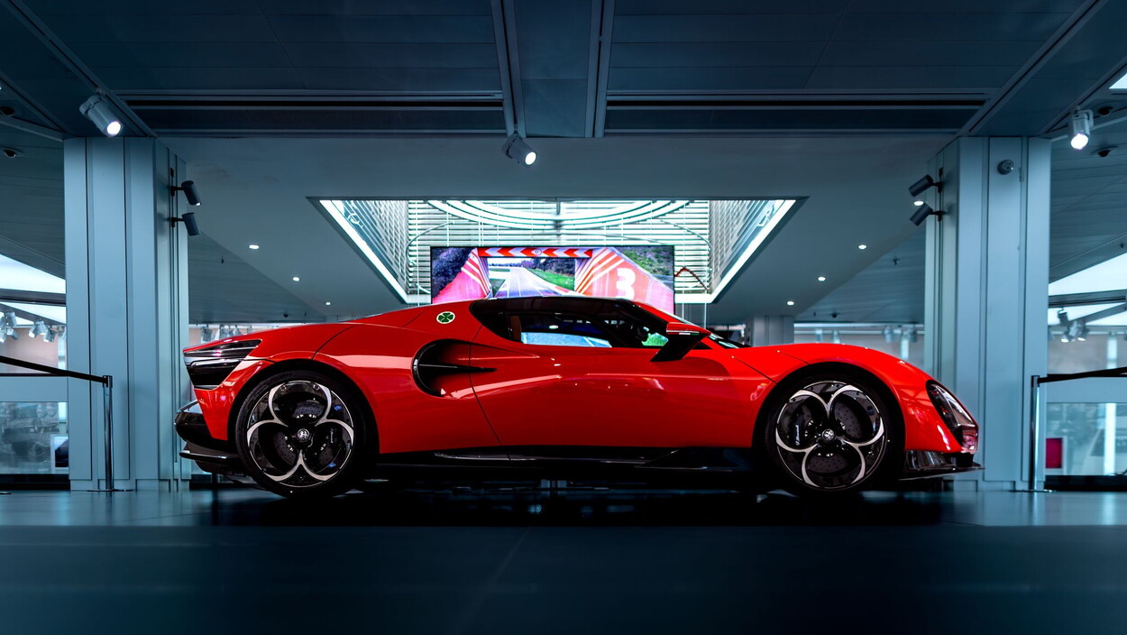 Consegnata la prima Alfa Romeo 33 Stradale (vale 2 milioni)