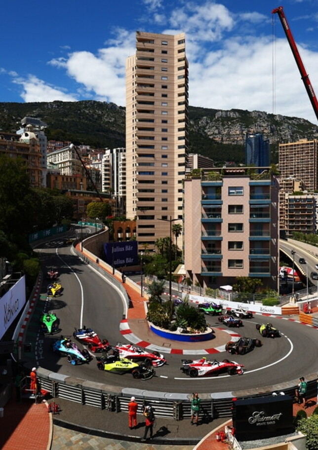Monaco Gara 2: Rowland torna a vincere, primo podio per Drugovich
