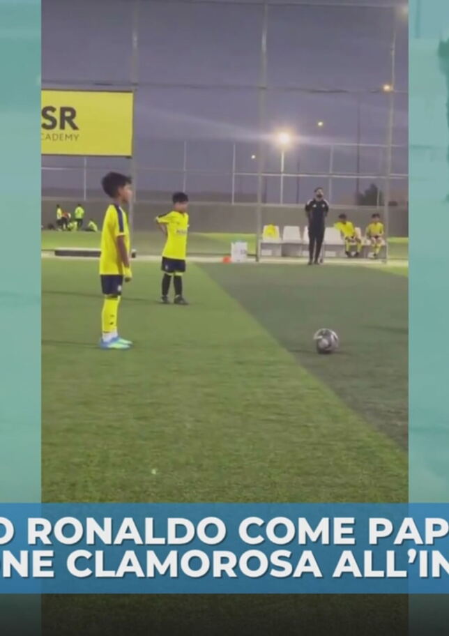 Mateo Ronaldo come papà CR7, punizione clamorosa