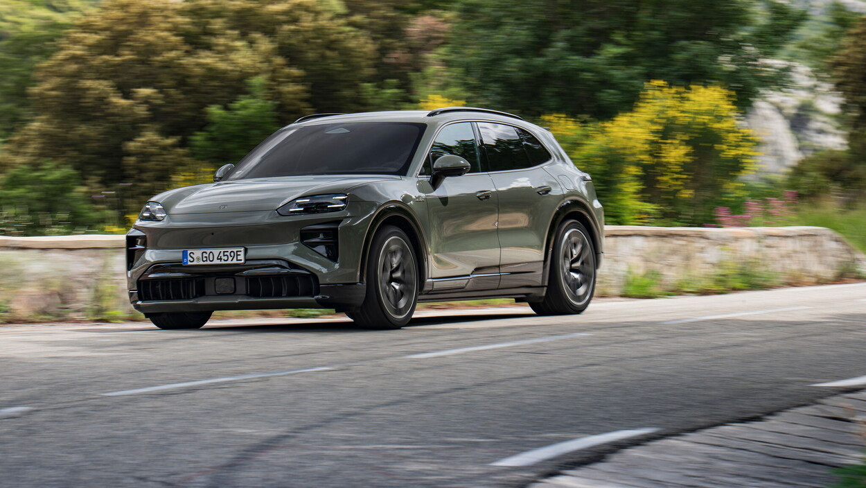 Porsche Cayenne elettrica: definizione di super suv