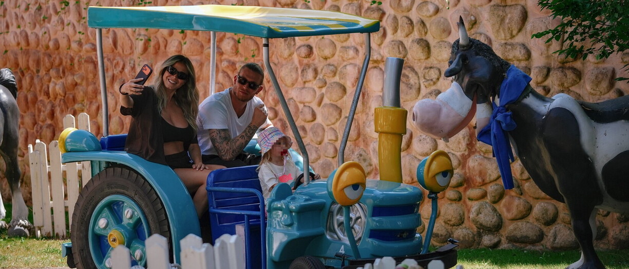 Diletta Leotta e Loris Karius a Gardaland: la giornata speciale con la figlia