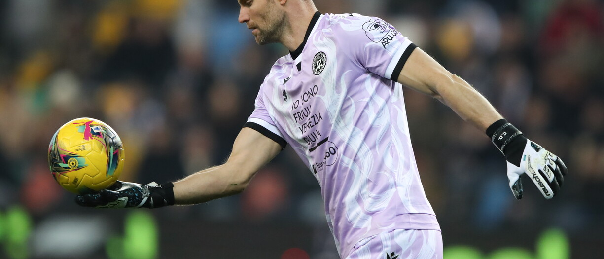 Padelli ancora un anno a Udine, si gioca con Modric il titolo di "più anziano"