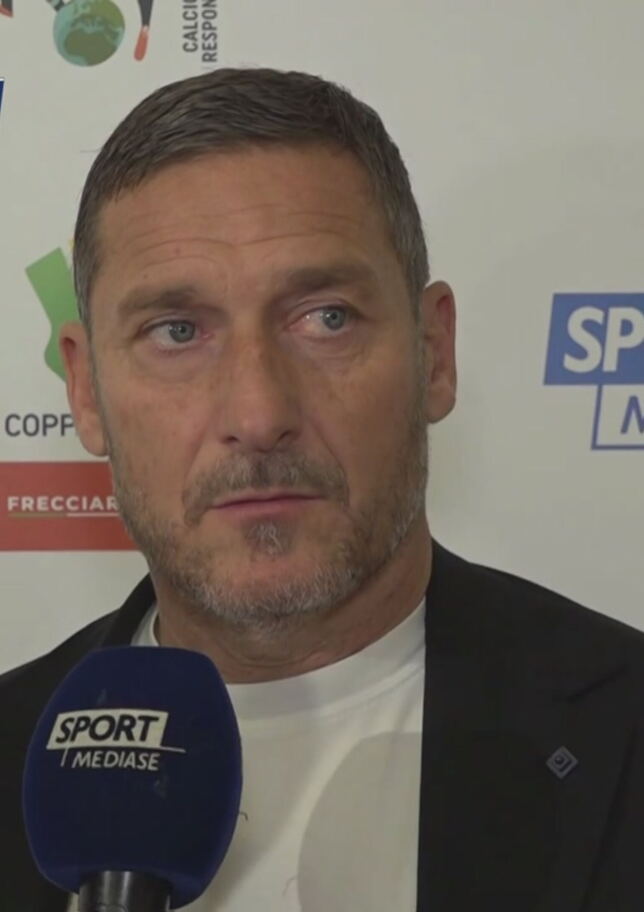 Gasp chiama Totti