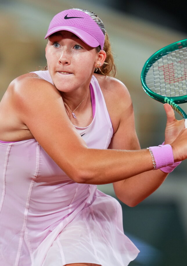 Roland Garros 2026, Andreeva è la prima finalista: spazzata via in due set una fallosa Kostyuk