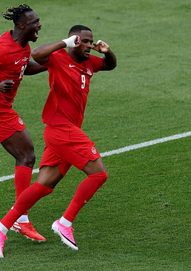 La Bosnia apre il Mondiale con un pareggio col Canada: Larin risponde a Lukic