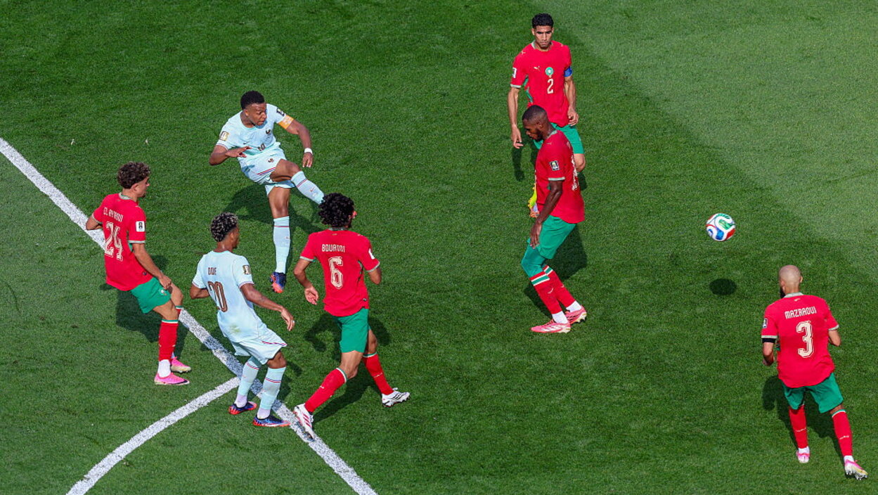 Mbappé fa e disfa: le immagini di Francia-Marocco