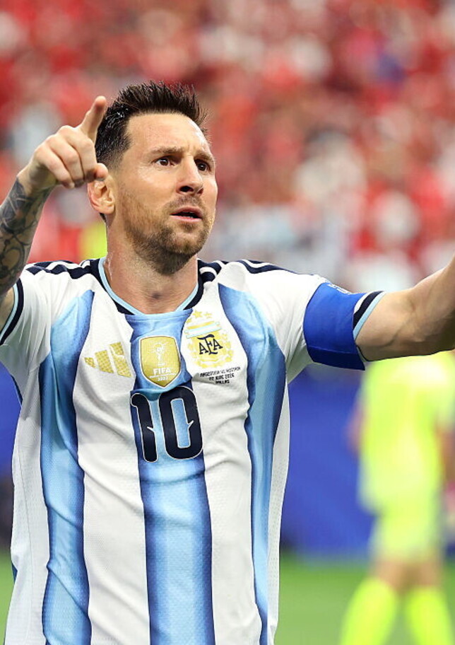 https://img-prod.sportmediaset.mediaset.it/images/2026/07/15/062843473-476d8680-b8bb-4766-8291-0753a3b94914.jpg