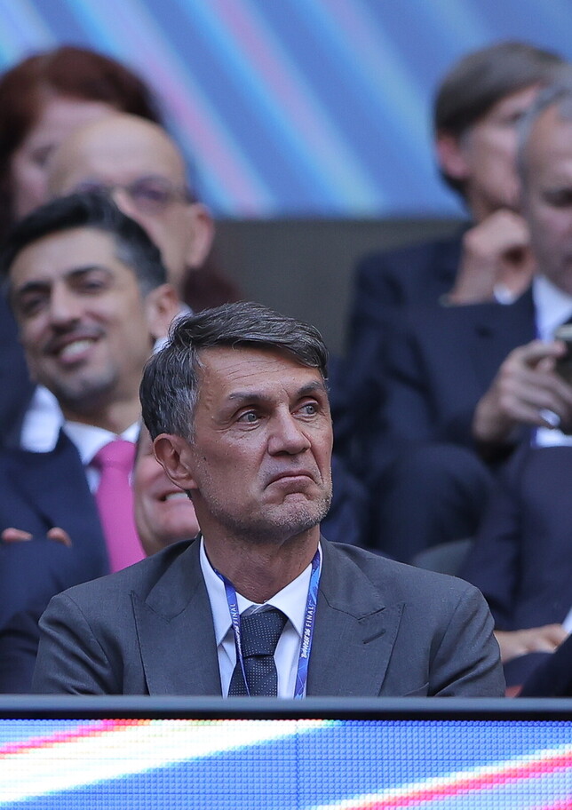 Maldini-Nazionale, è già rischio addio? Se salta Pirlo, il dt potrebbe lasciare
