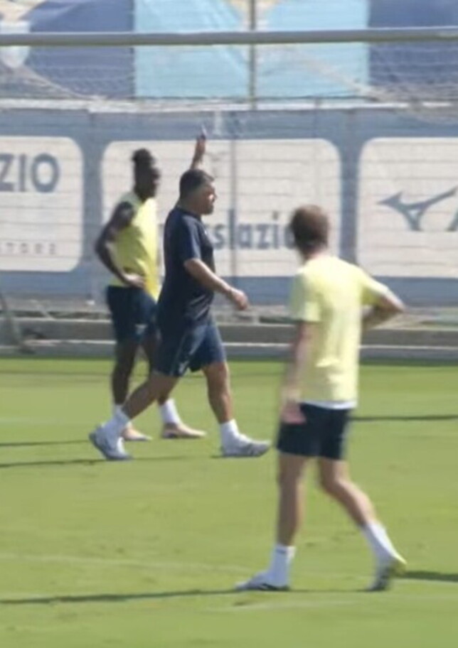Lazio, ritiro ad alta tensione: Gattuso caccia Taylor dall'allenamento, la ricostruzione
