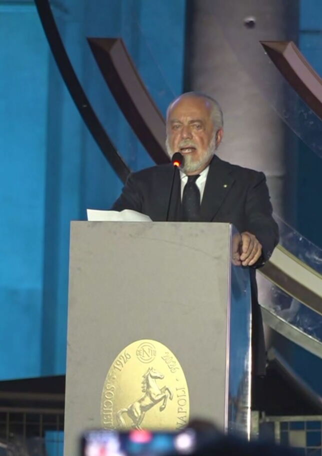 De Laurentiis: "Napoli mai così temuto, altri cent'anni così"