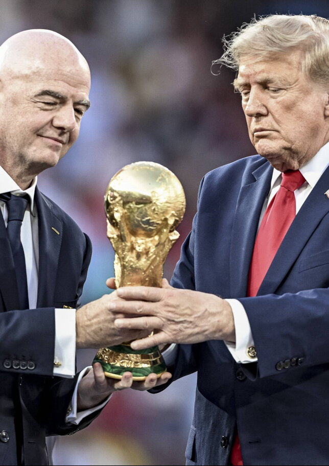 Caos Mondiali, Infantino chiede aiuto a Trump per non perdere la presidenza Fifa
