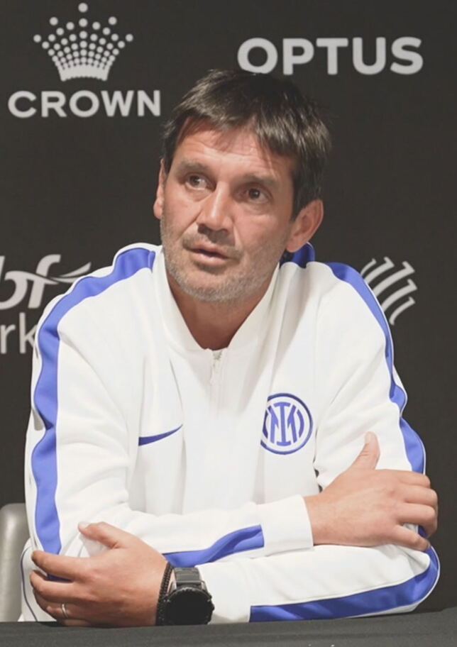 Chivu detta la linea sul mercato: "Dobbiamo alzare il livello""
