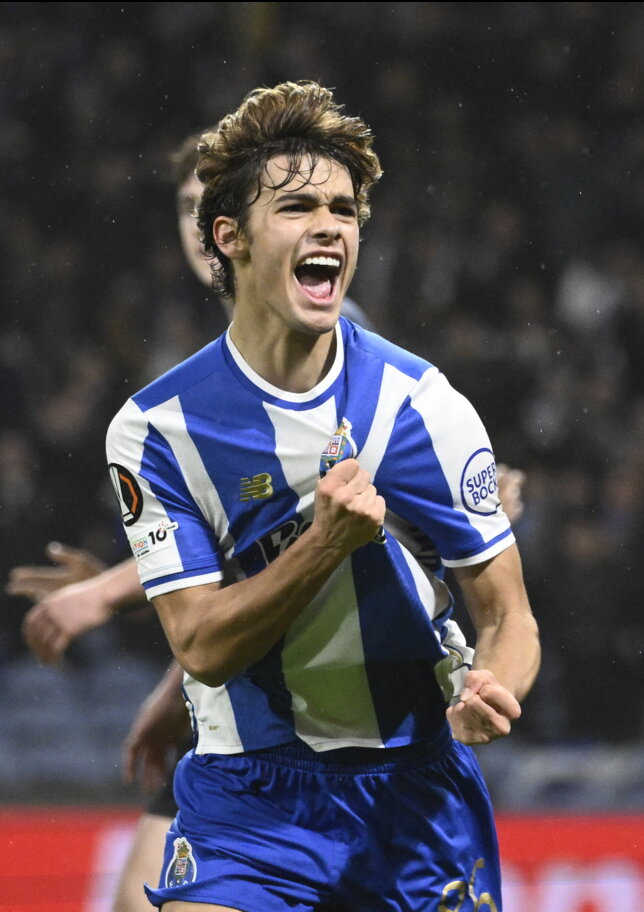 La Roma va su Rodrigo Mora: contatti col Porto per il gioiello del 2007