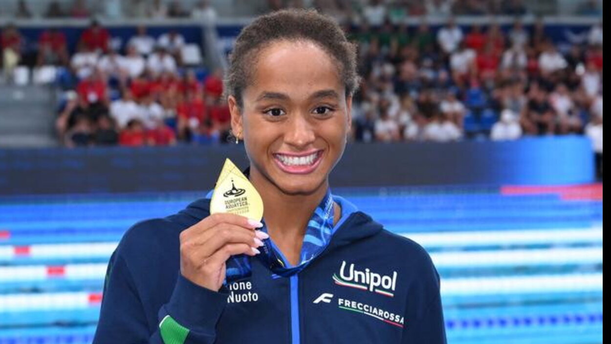 Favola Curtis: arriva l'oro agli Europei e il record del mondo nei 50 dorso