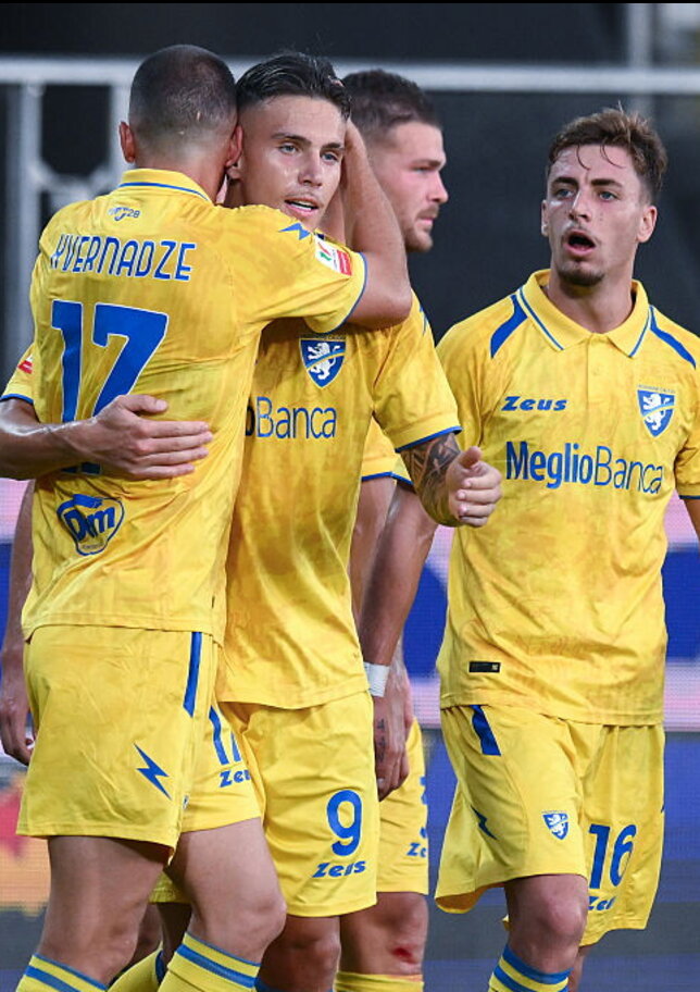 Poker del Frosinone alla Juve Stabia: Alvini conquista i sedicesimi