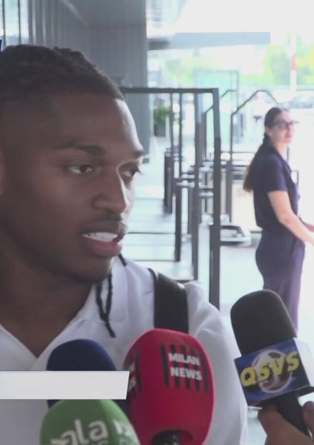 Leao in partenza
