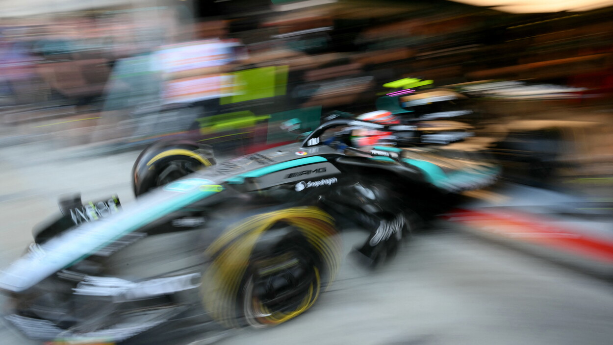 Il Rosso risplende a Monza: le foto delle prove libere