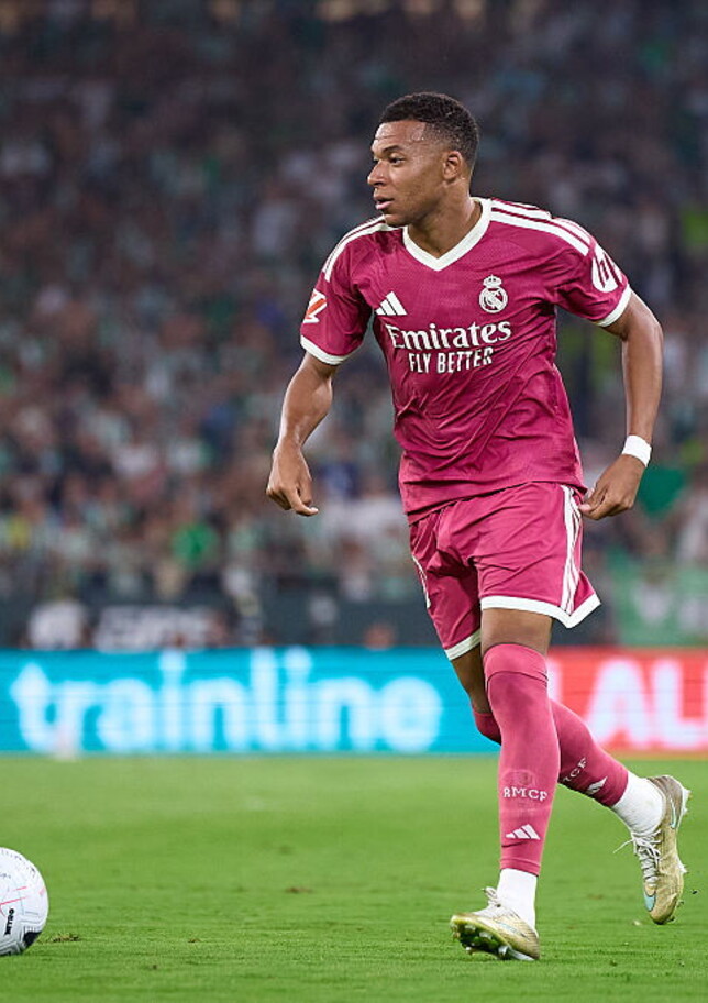Mbappé avverte: "Siamo in forma e motivati. Io e Vini incompatibili? Solo voci"