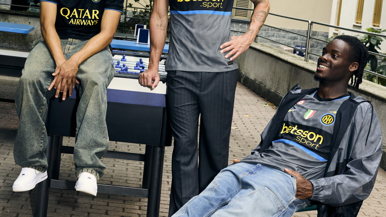 UFFICIALE - Inter, ecco la terza maglia: ispirata all'Inter anni '90, esordio con l'Udinese