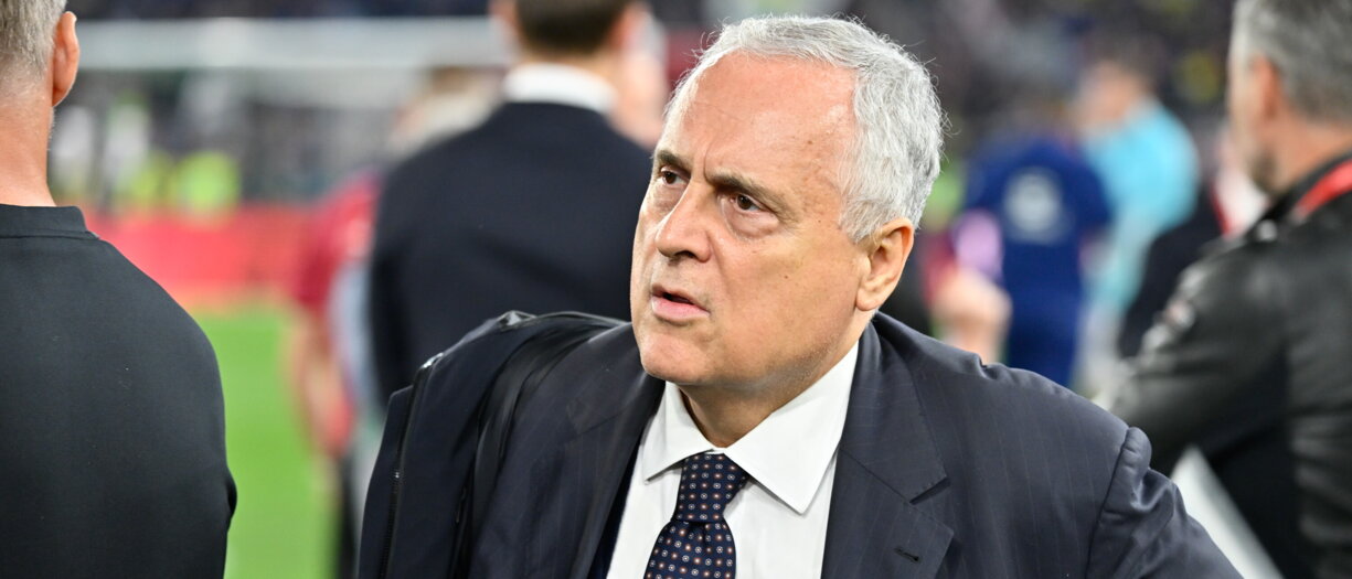 "Notizie false per abbassare il valore della Lazio e costringere Lotito a vendere", l'accusa dei pm