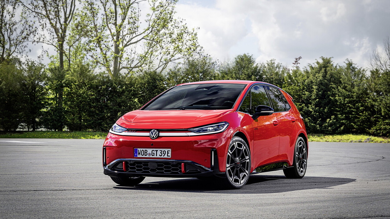 Volkswagen presenta la nuova GTI: trazione posteriore e 326 CV