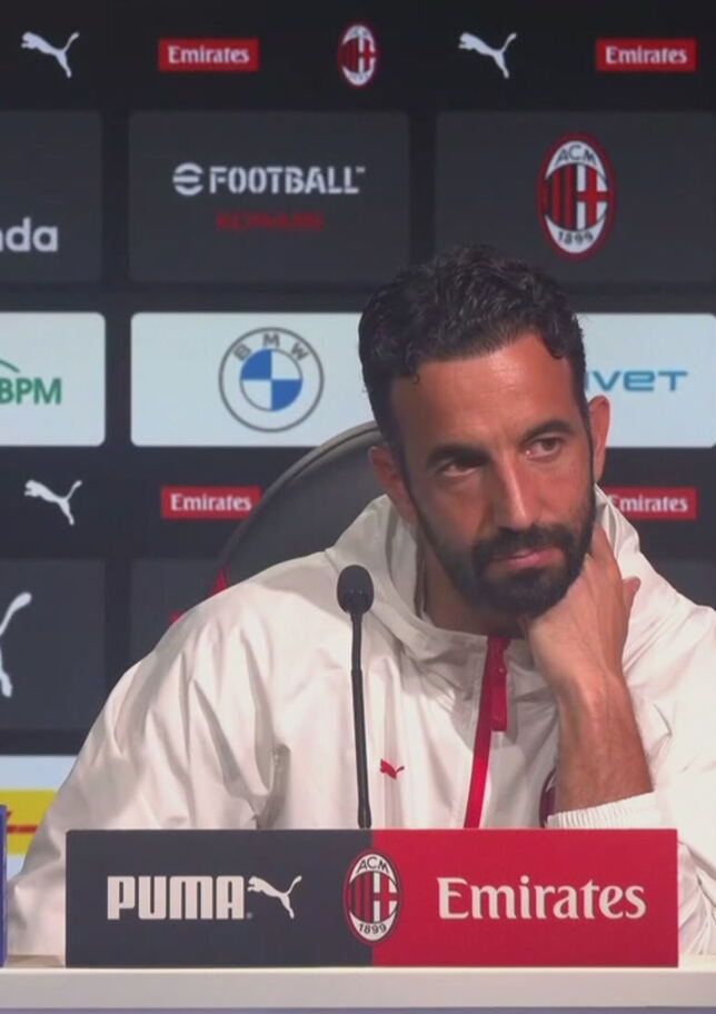 Amorim show in conferenza stampa: sfida i giornalisti a fare la formazione..