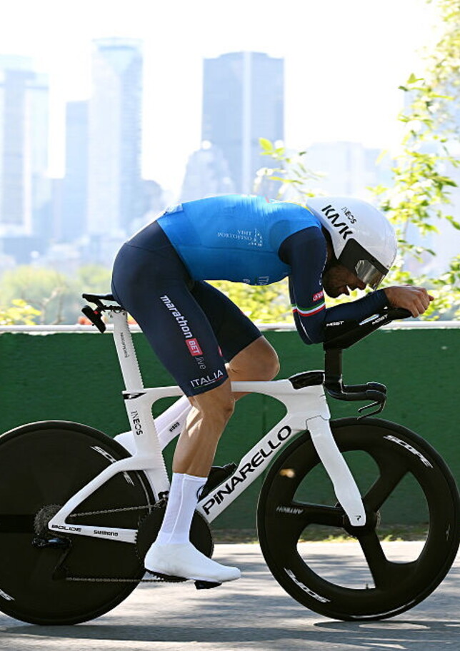 Ganna è d'argento nella crono mondiale, dominio Evenepoel che fa poker d'oro