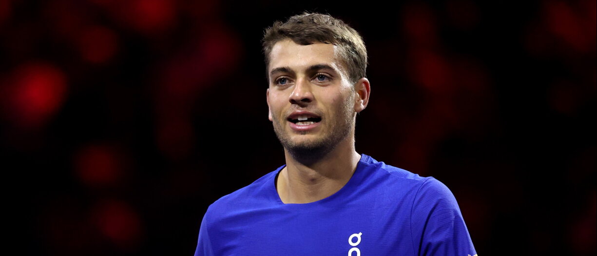 Cobolli perde al tiebreak decisivo con Tien, il Team World pareggia i conti in Laver Cup