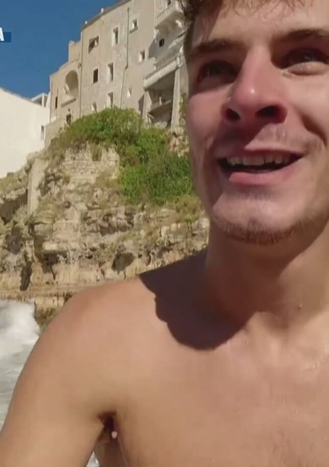 Redbull Cliff Diving: Andrea Barnaba raccoglie gli applausi di Polignano
