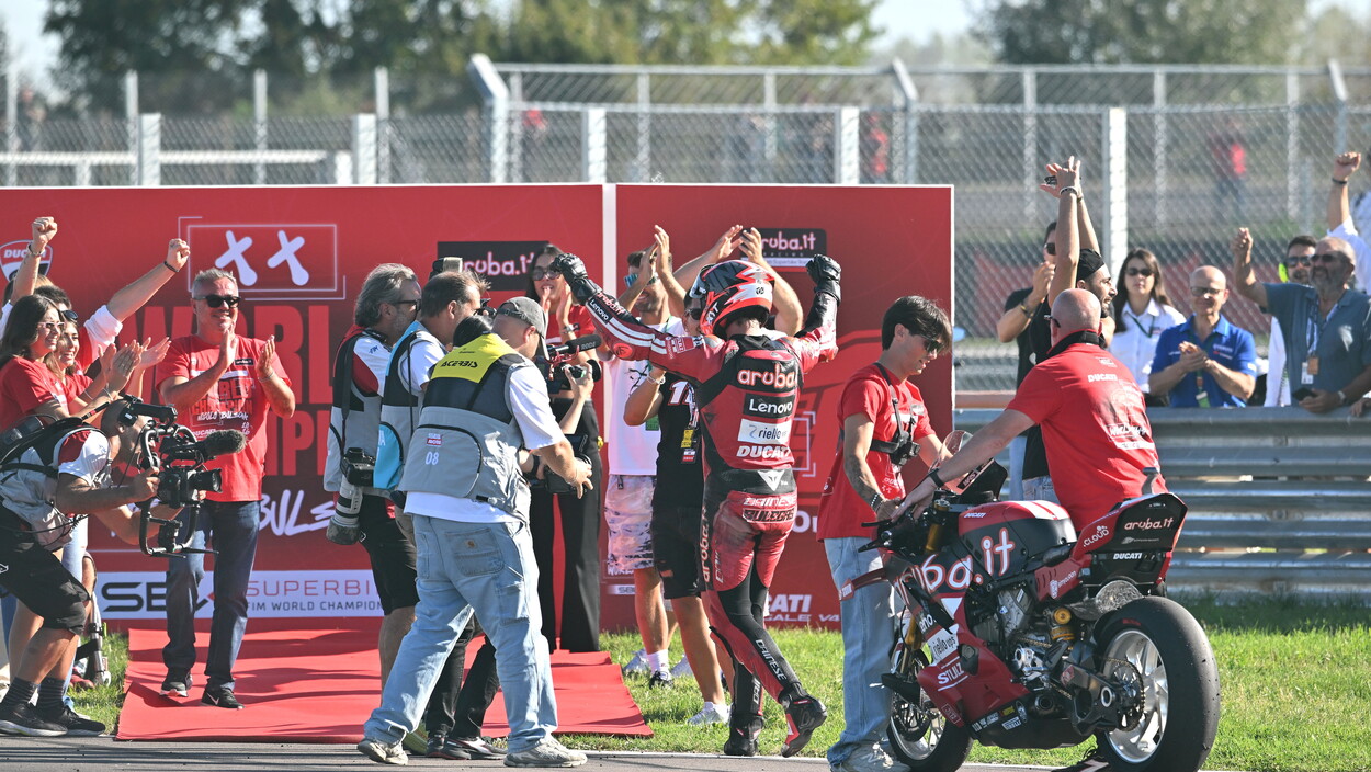 Bulega campione del mondo Superbike