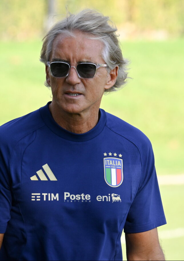 Tonali riposa, si rivede Barella e Inacio deve giocare: Mancini cambia ancora e punta i quarti