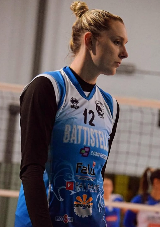 Il mondo del volley piange Stefania Corna: l'ex palleggiatrice è morta a 35 anni