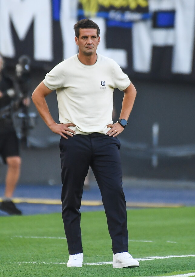 Chivu: "Si parla sempre di anti-Inter ma sappiamo che c'è da lottare. Spence ok, Provedel vediamo se gioca"