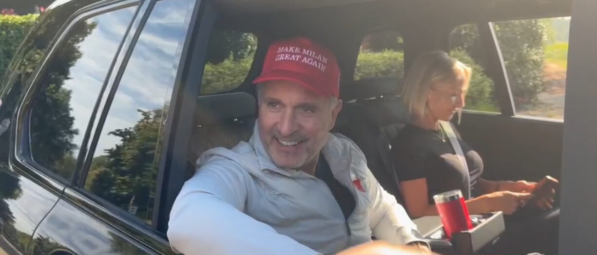Cardinale a Milanello col cappello 'trumpiano': "Make Milan Great Again"